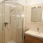 Haus Gmelinstr 32 Eg 아파트