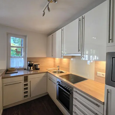 Haus Gmelinstr 32 Eg